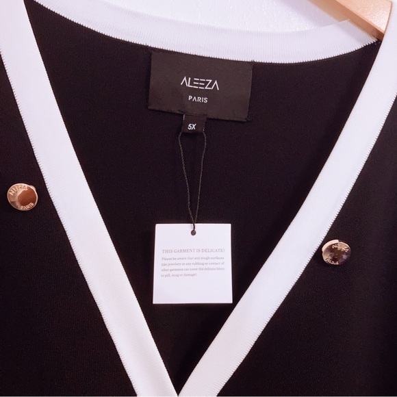 ALEEZA PARIS DOUBLE BREASTED KNIT QUITE LUXURY CARDIGAN GOLDEN BUTTONS Plus 5X - Picture 2 of 6